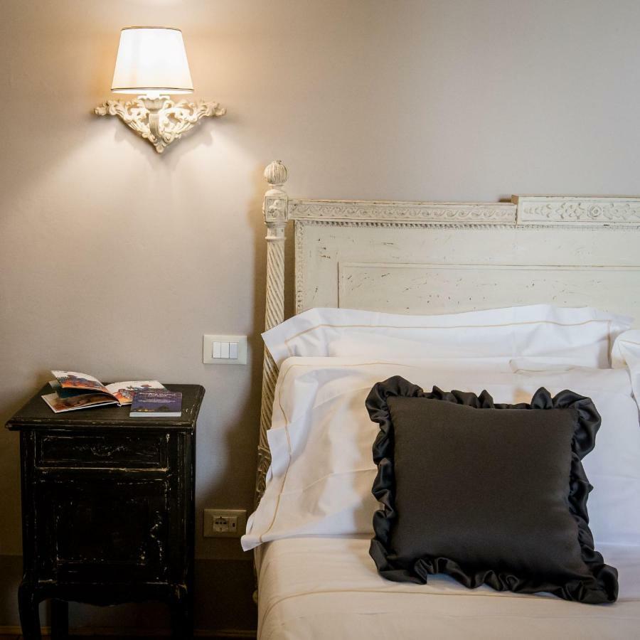 Bed and Breakfast San Pier Novello In Oltrarno Florenz Exterior foto