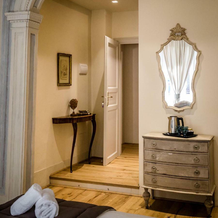 Bed and Breakfast San Pier Novello In Oltrarno Florenz Exterior foto